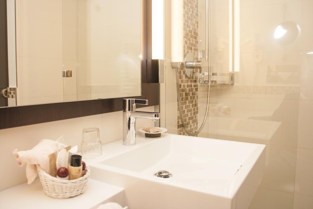 Hotel Haus Berlin Bonn Eksteriør bilde